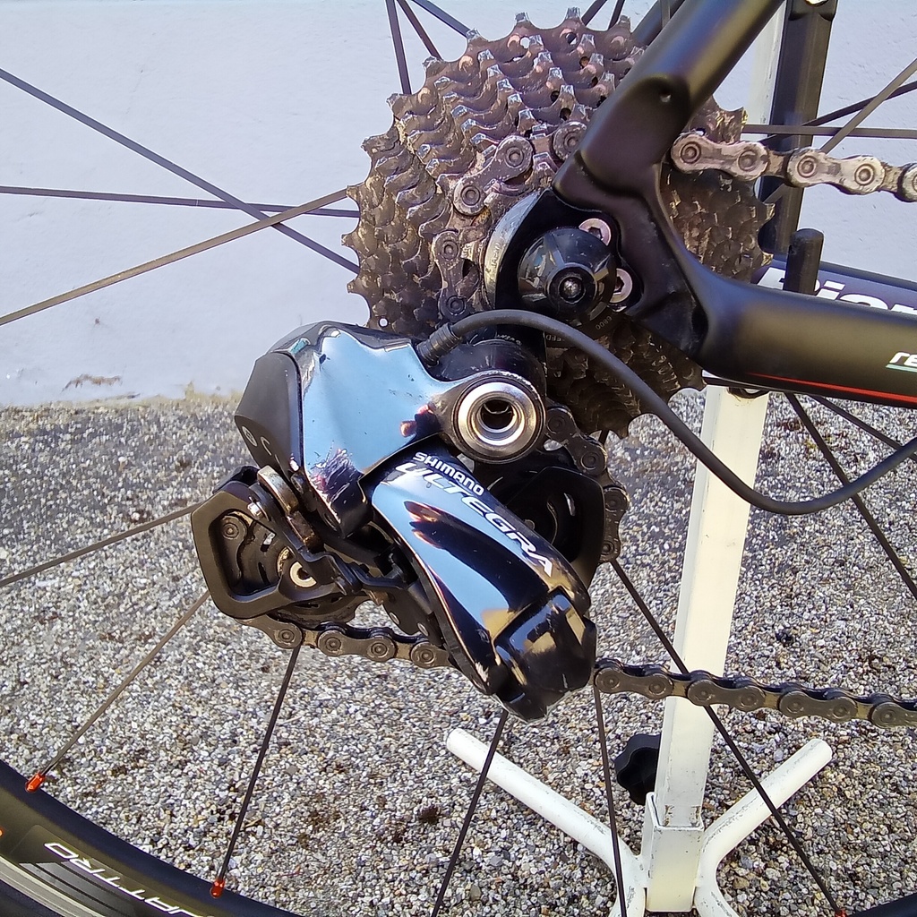 Vélo route Occasion BIANCHI INFINITO CV DI2 11V Taille 53