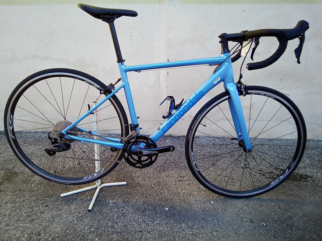 Vélo route Occasion CANNONDALE OPTIMO Taille M Shimano 105 11v